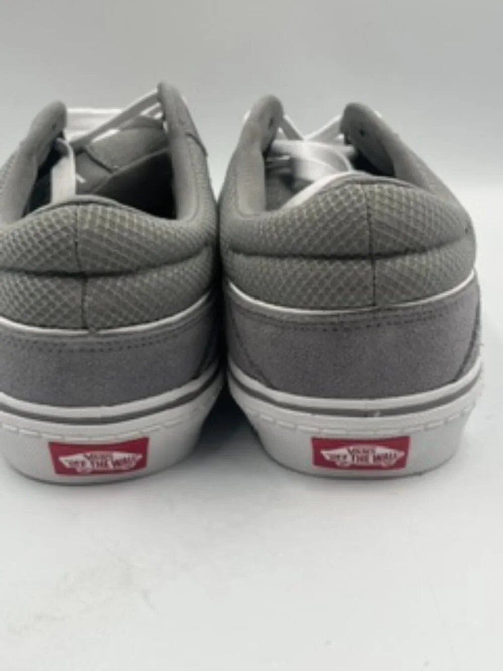 New Vans‎ Colson Gray Retro Suede Sneakers Size 10.5 Low top NIB